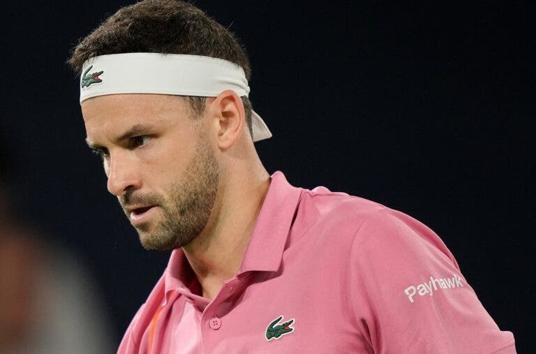 Dimitrov sobrevive a duelo dramático, avança para o top 8 em Paris e segue vivo na luta por Turim