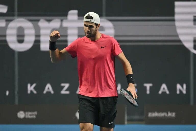 Khachanov mete travão em Diallo e conquista ATP 250 de Almaty