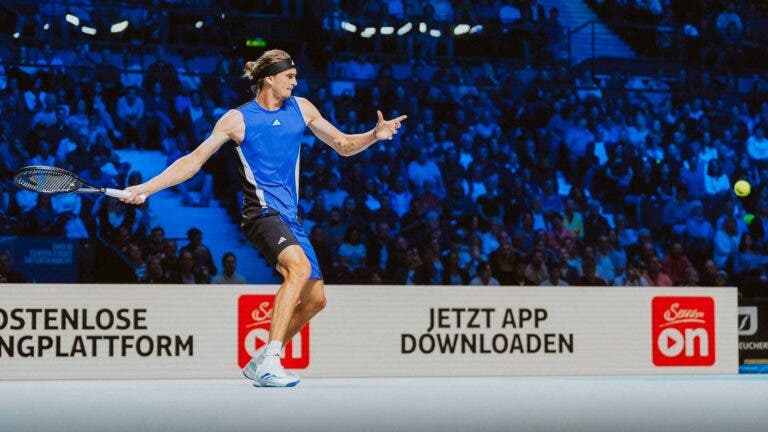 Zverev dá show em Viena e bate recorde pessoal de vitórias numa temporada