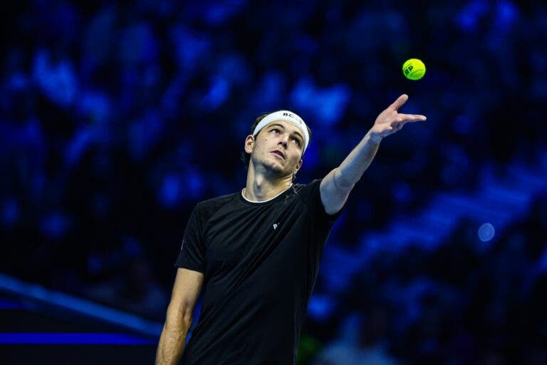 Fritz volta a criar pesadelos a Zverev e apura-se para a final das ATP Finals pela primeira vez