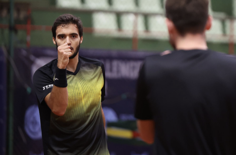 Francisco Cabral brilha e apura-se para mais uma final do Maia Open