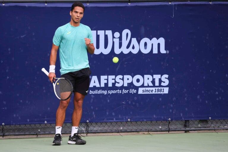 Pedro Araújo imparável rumo à sua sétima meia-final da temporada