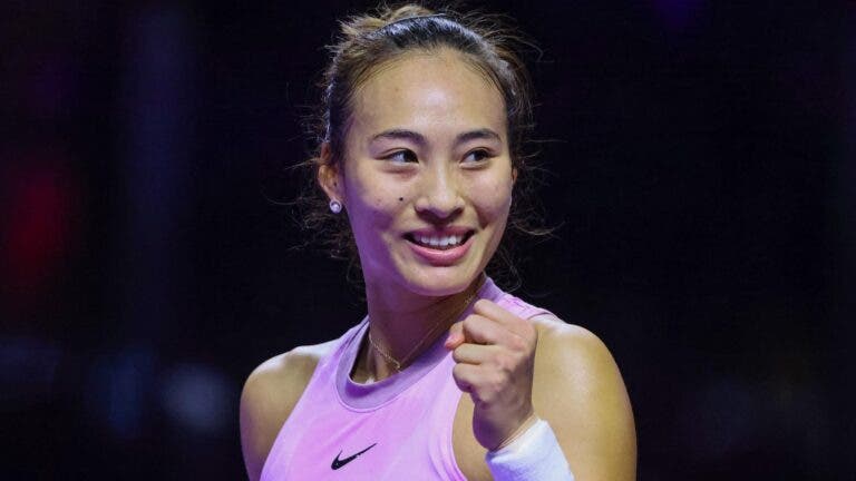 Qinwen Zheng avisa concorrência nas WTA Finals: «Sei bem aquilo de que sou capaz»