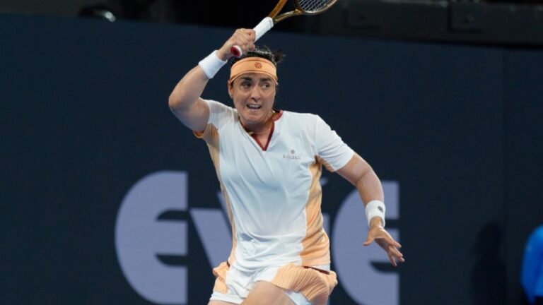 Jabeur conquista melhor vitória em seis meses em Brisbane; Ostapenko é eliminada