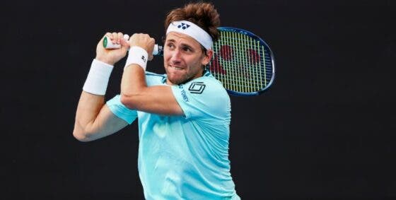 Ruud é surpreendido em Paris e sonho das ATP Finals chega ao fim