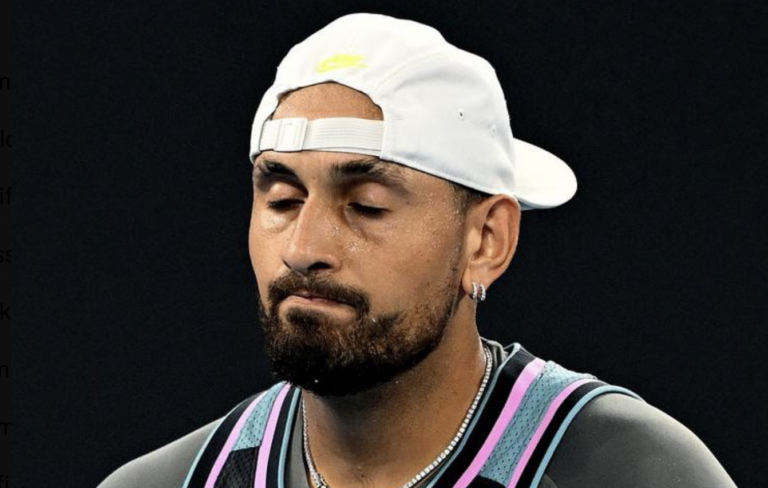 Kyrgios revela que está a lidar com nova lesão e tem Australian Open em risco