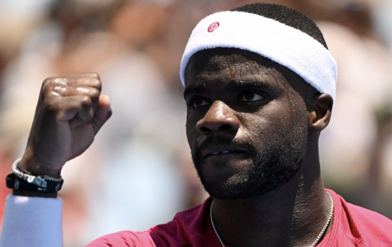 Tiafoe e os vômitos no Australian Open: “Se fosse outro torneio, teria desistido”