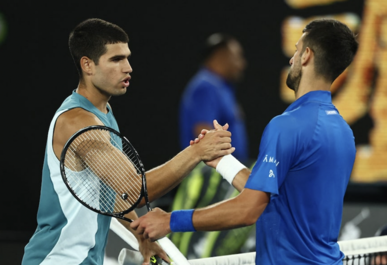 Alcaraz admite erro contra Djokovic: «Deixei-o entrar no encontro de novo»