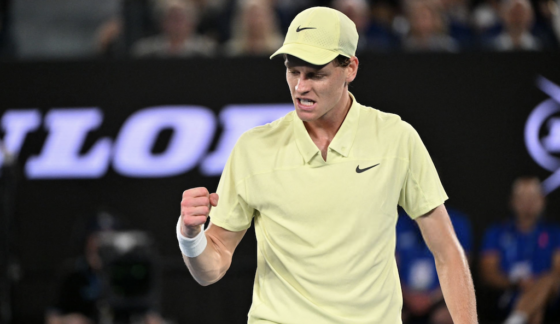 Antigo treinador de Federer defende Sinner: «Aquilo não é um caso de doping»