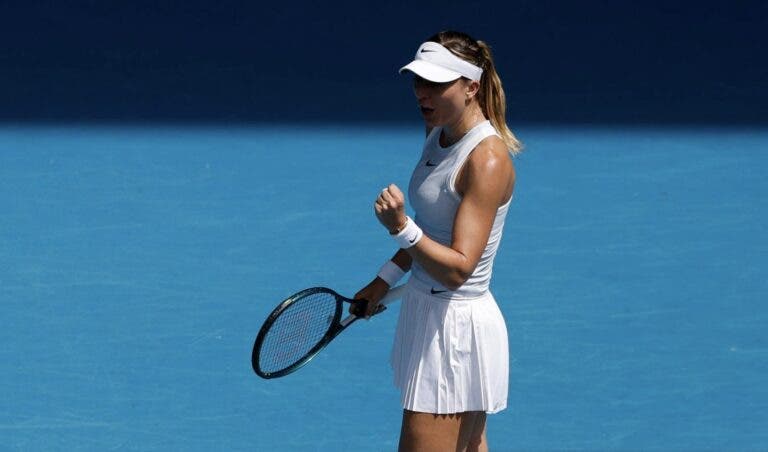 Badosa estreia-se nos ‘quartos’ do Australian Open e Pavlyuchenkova regressa cinco anos depois