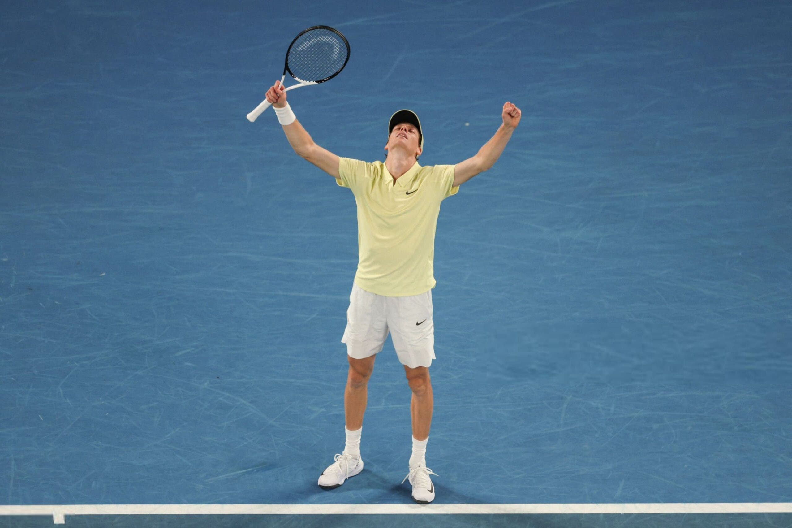 [VÍDEO] O momento em que Sinner conquistou o seu terceiro título de Grand Slam