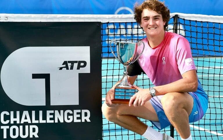 João Fonseca continua a voar e é campeão do Challenger de Camberra