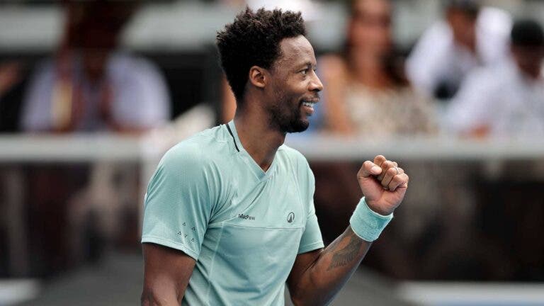 20 anos depois da primeira vez, Monfils faz história e sagra-se campeão em Auckland