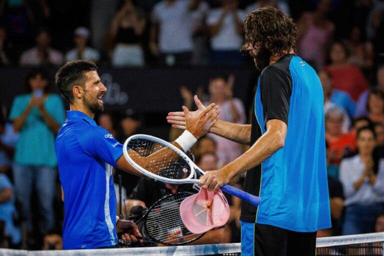 Opelka emocionado após vencer Djokovic: «Tive muitas incertezas e muitas dúvidas»