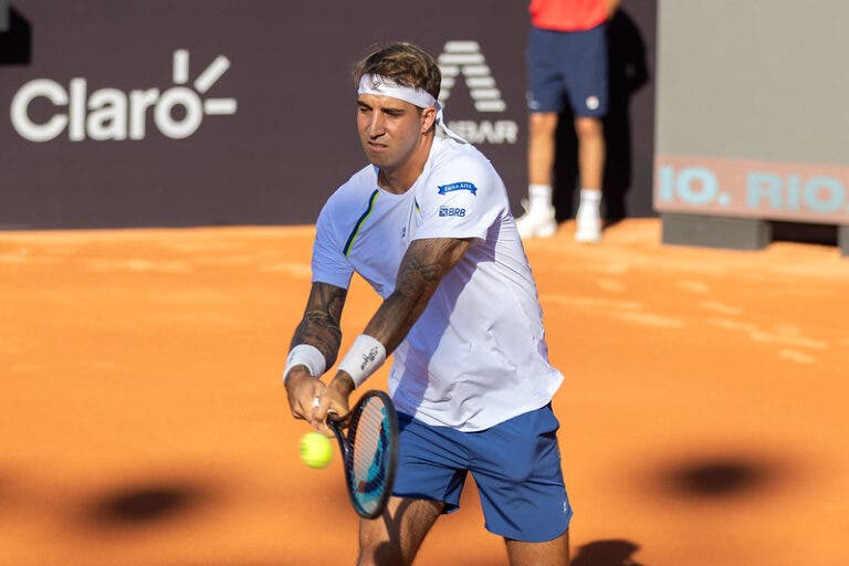 Felipe Meligeni abre trabalhos no Court Guga Kuerten com derrota na estreia do Rio Open