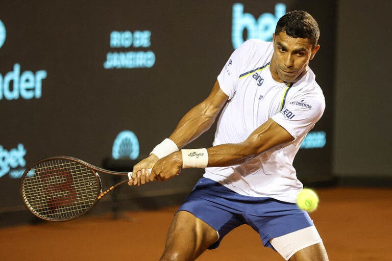 Thiago Monteiro perde para taiwanês e deixa Brasil sem representantes no Rio Open