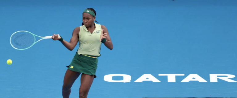 Coco Gauff eliminada por Kostyuk logo ao primeiro encontro em Doha