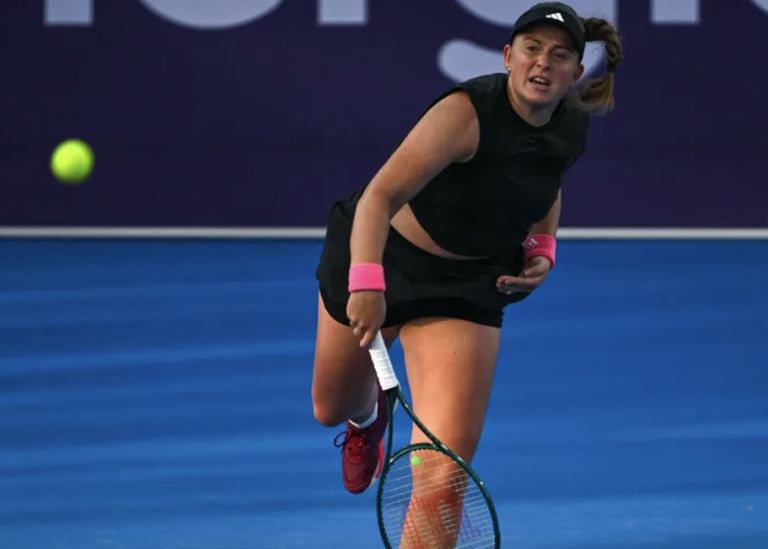 Ostapenko continua a arrasar em Doha e marca duelo fascinante com Swiatek nas ‘meias’