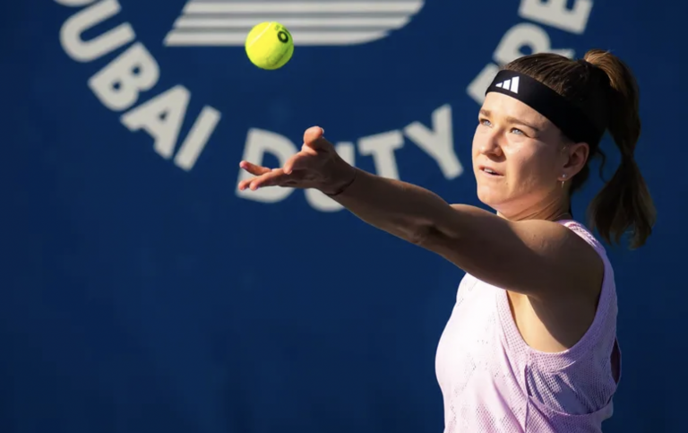 Muchova, Vondrousova e Svitolina arrasam rumo à segunda ronda no Dubai