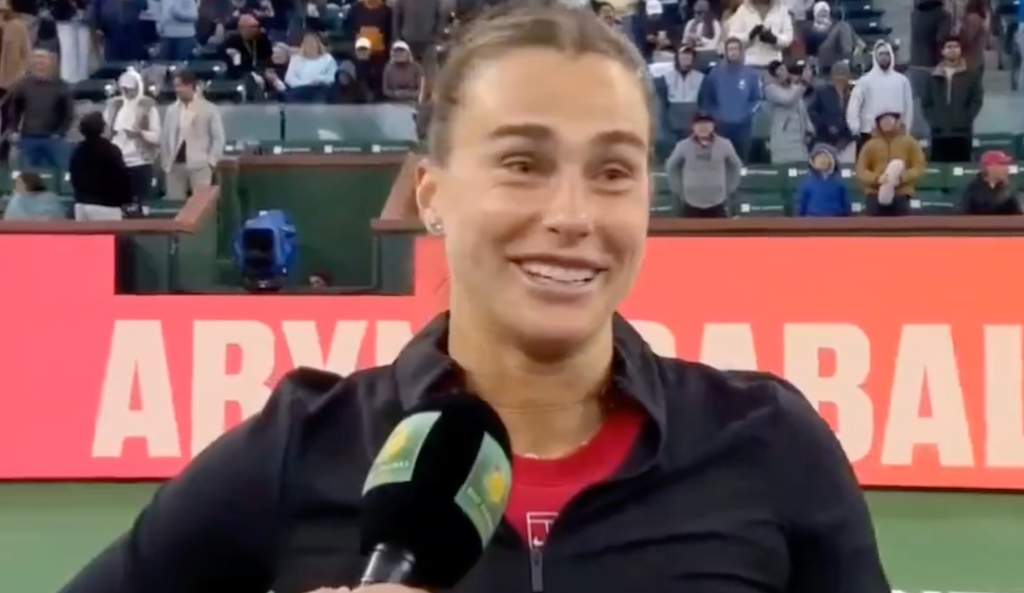 [VÍDEO] Como Sabalenka ganhou ponto inspirada em… Alcaraz