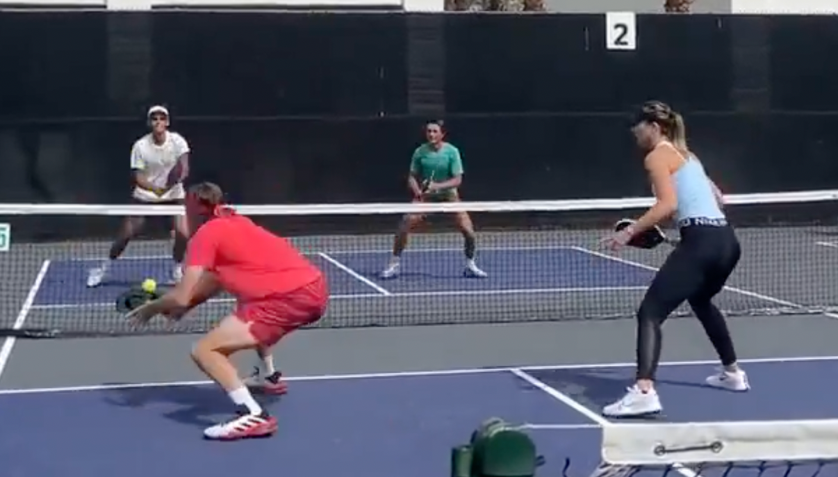 [VÍDEO] Tsitsipas e Badosa juntam-se para jogar… pickleball em Miami