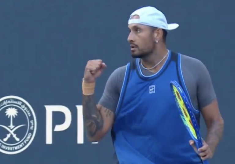 Kyrgios surpreende e deixa escapar que está a preparar-se para… Roland Garros