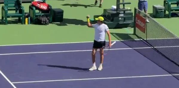 [VÍDEO] Confira o match point que garantiu a primeira vitória de João Fonseca em Indian Wells