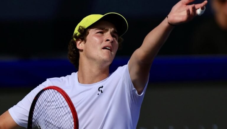 Saiba onde assistir João Fonseca x Nishikori em Phoenix ao vivo hoje