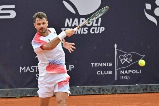 Wawrinka acaba com as 16 vitórias seguidas de Coric na véspera de cumprir… 40 anos