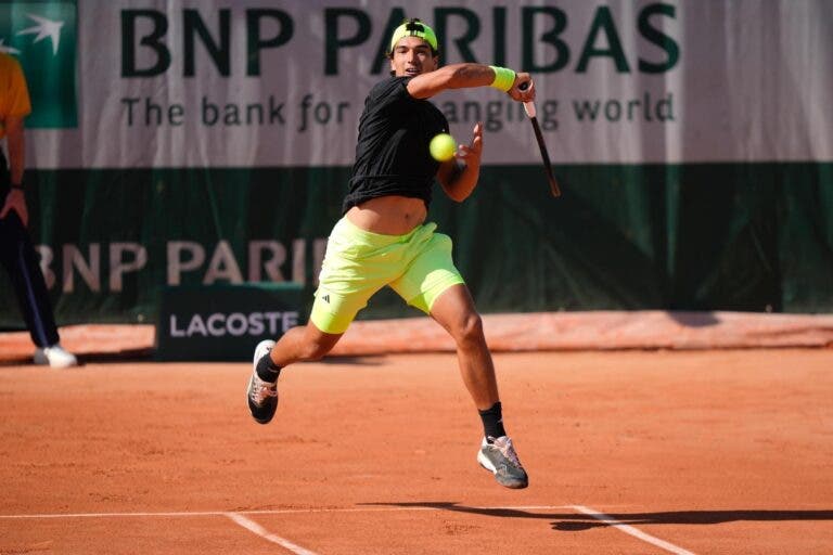 Rocha conhece novo horário para a 2.ª ronda do ‘qualy’ em Paris, adiada para quinta-feira