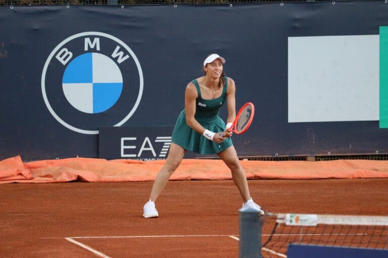 Luisa Stefani está na semi do WTA 500 de Strasbourg após desistência de rivais