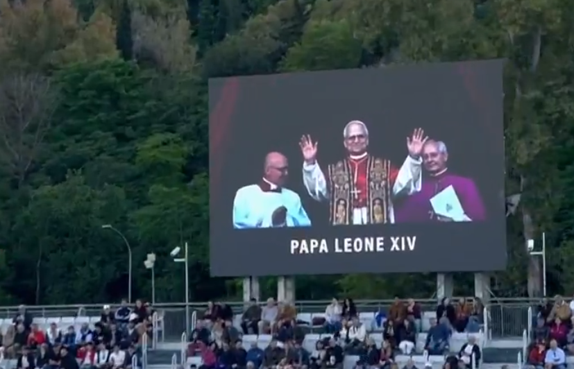 [VÍDEO] O momento em que o torneio de Roma anunciou ao público a escolha do novo Papa