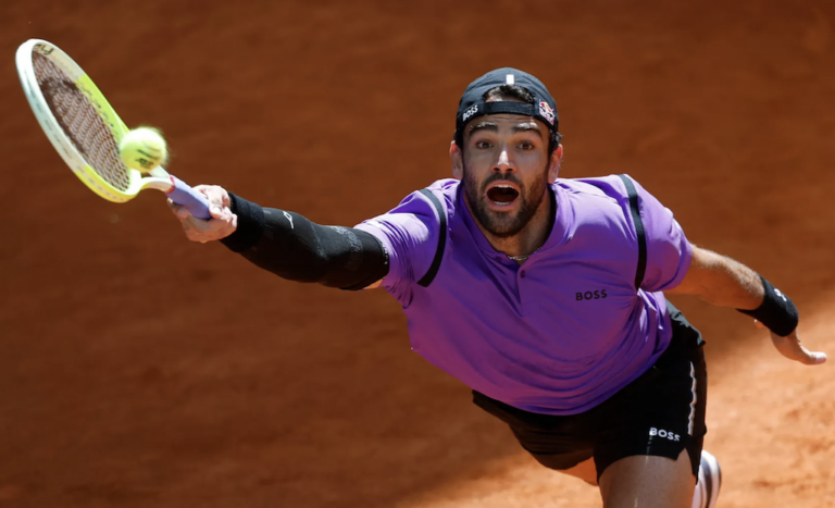 Berrettini festeja no regresso a casa, Rublev e Tiafoe caem à primeira em Roma
