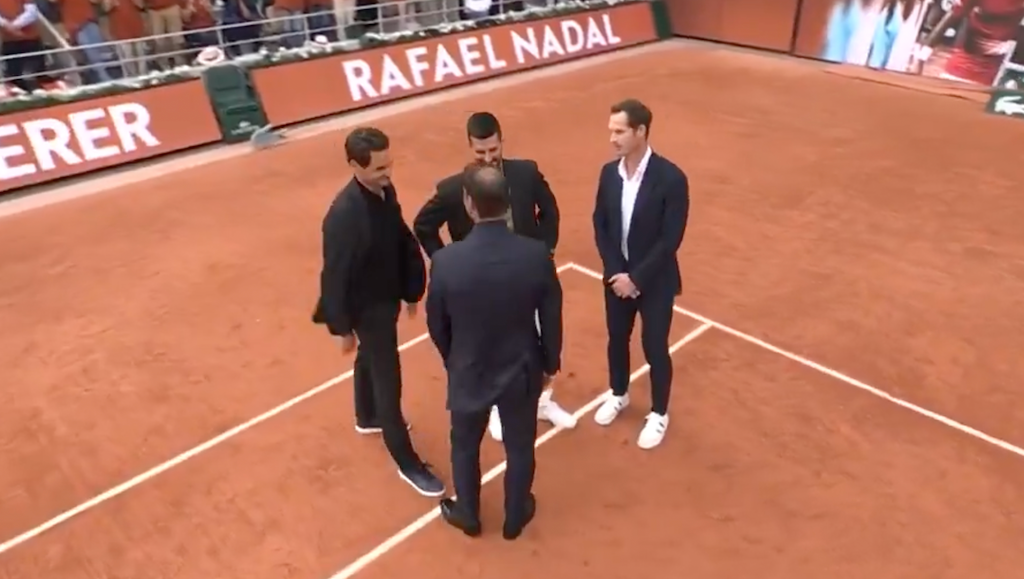 [VÍDEO] O momento arrepiante da entrada de Federer, Djokovic e Murray na homenagem a Nadal