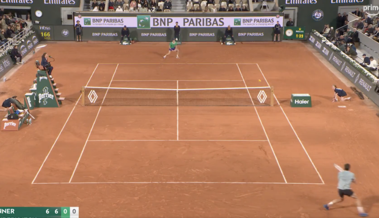 [VÍDEO] Rinderknech quase ‘roubou’ um set a Sinner em Roland Garros com ténis… deste nível