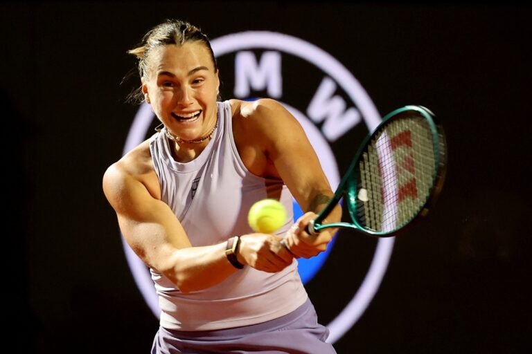 Sabalenka vence novamente Kostyuk e Zheng supera Andreescu em Roma