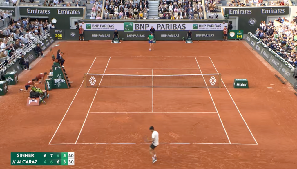 [VÍDEO] Os três match points salvos por Alcaraz na final de Roland Garros