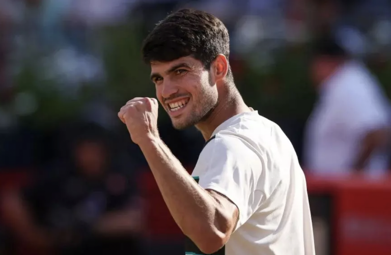 Alcaraz já não sabe perder e conquista no Queen’s Club o 21.º título da carreira