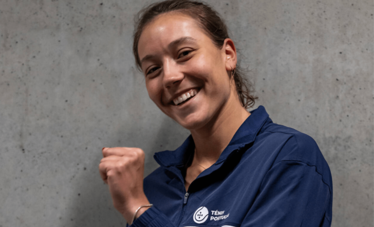 Matilde Jorge recebe BJKC Heart Award e doa prémio aos Bombeiros de Guimarães