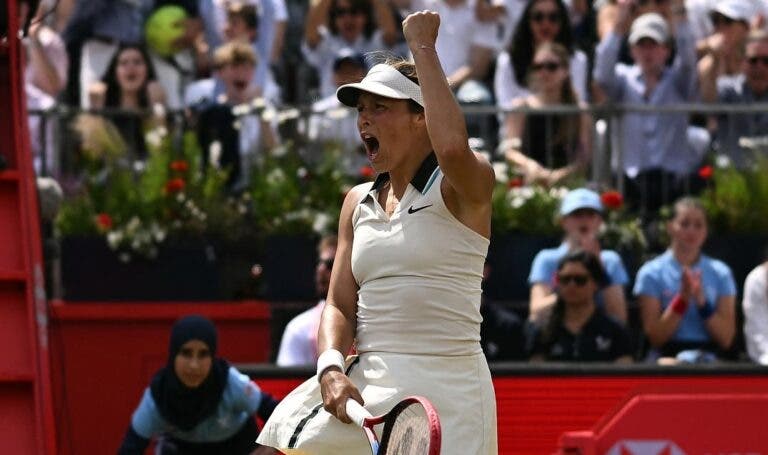 SURREAL: Maria fecha conto de fadas com título no Queen’s Club aos 37 anos
