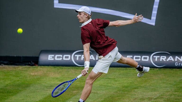 Shapovalov (com pneu à mistura) e Monfils caem à primeira em Estugarda