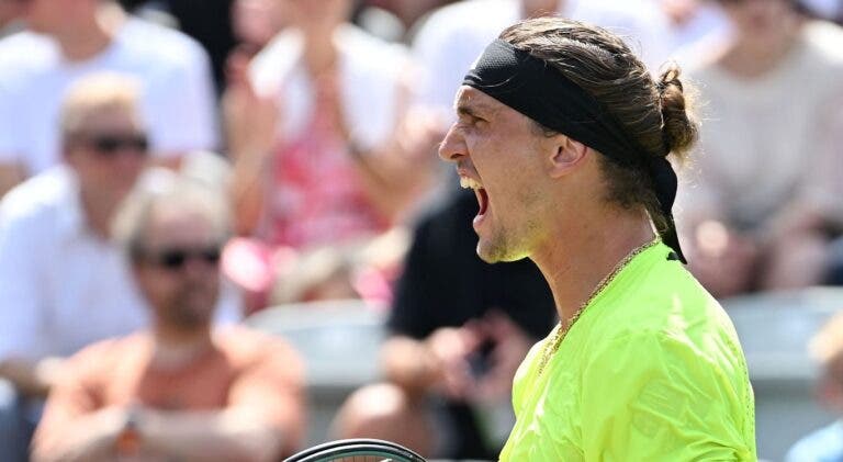 Zverev joga muito e regressa a uma final em relva oito anos depois