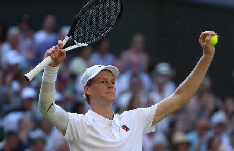 Sinner e o reencontro com Alcaraz: «Não creio que possa haver uma final melhor que a de Roland Garros»