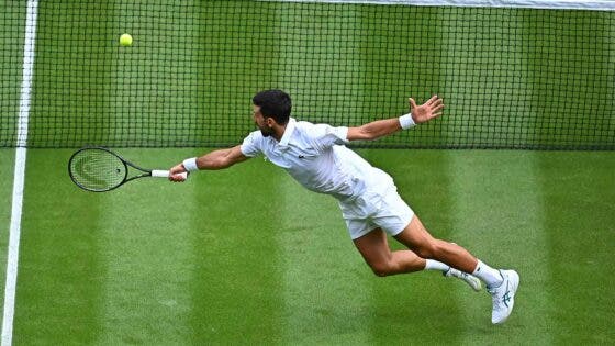Djokovic desespera com problemas físicos: «Não sei o que posso fazer diferente…»