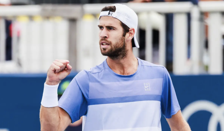 Khachanov bate e Ruud e encara Michelsen nos ‘quartos’ em Toronto