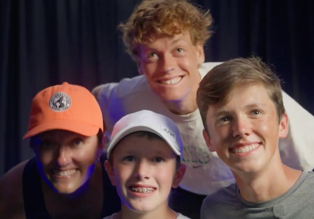 [VÍDEO] A espetacular surpresa que Sinner, Alcaraz, Sabalenka e Swiatek fizeram a adeptos