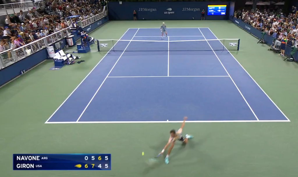 [VÍDEO] Navone ganha um dos pontos… do ANO no primeiro dia do US Open