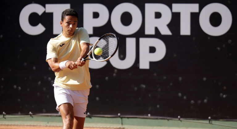 Araújo eliminado na segunda ronda da CT Porto Cup