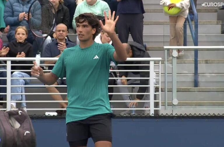 Henrique Rocha volta a ganhar e está a uma vitória do quadro principal do US Open