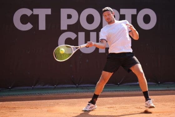 Tiago Cação volta arrasador ao circuito Challenger e está a um passo do quadro da CT Porto Cup